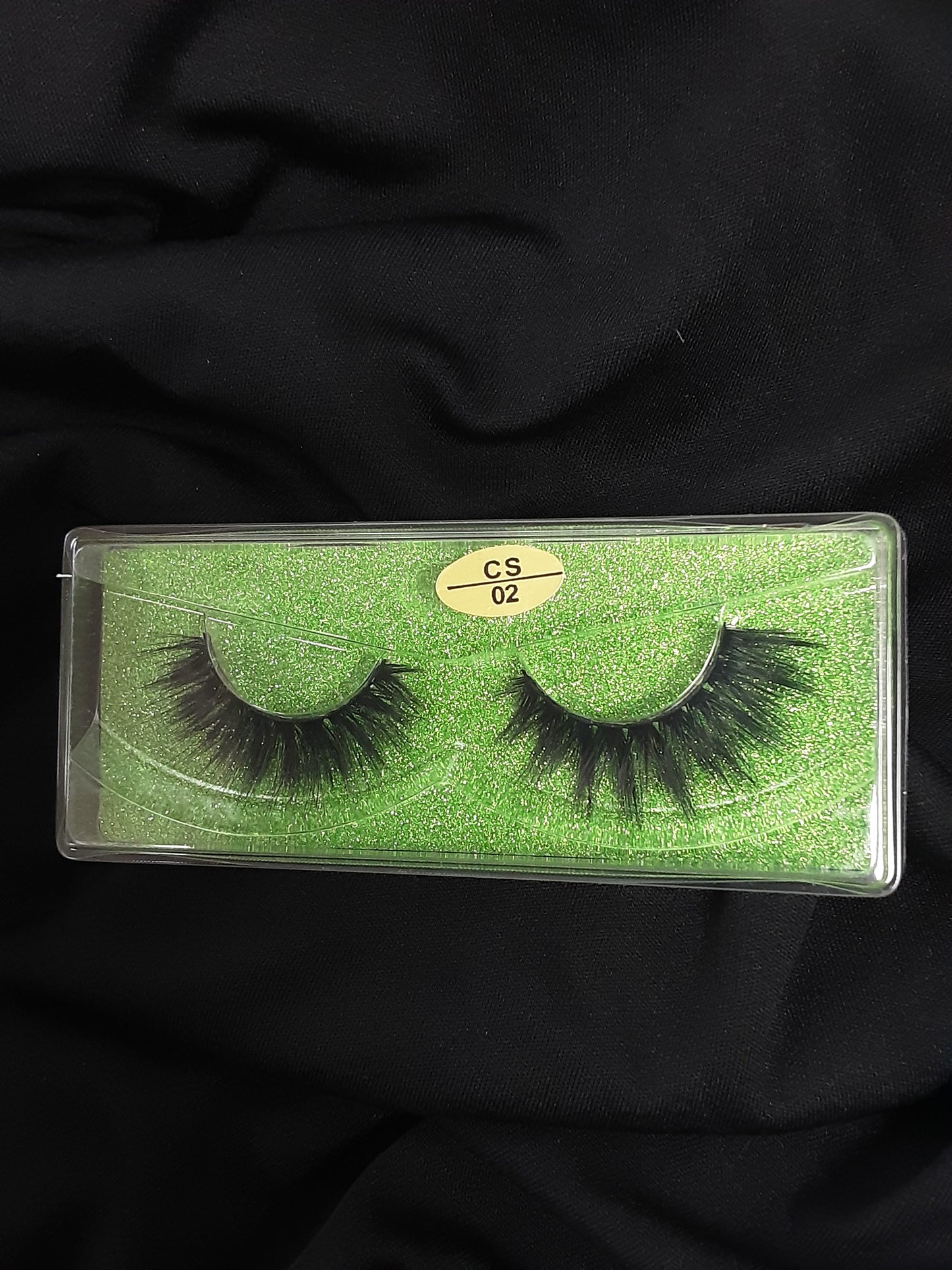 Glamazons Gaze Vegan Lashes 02